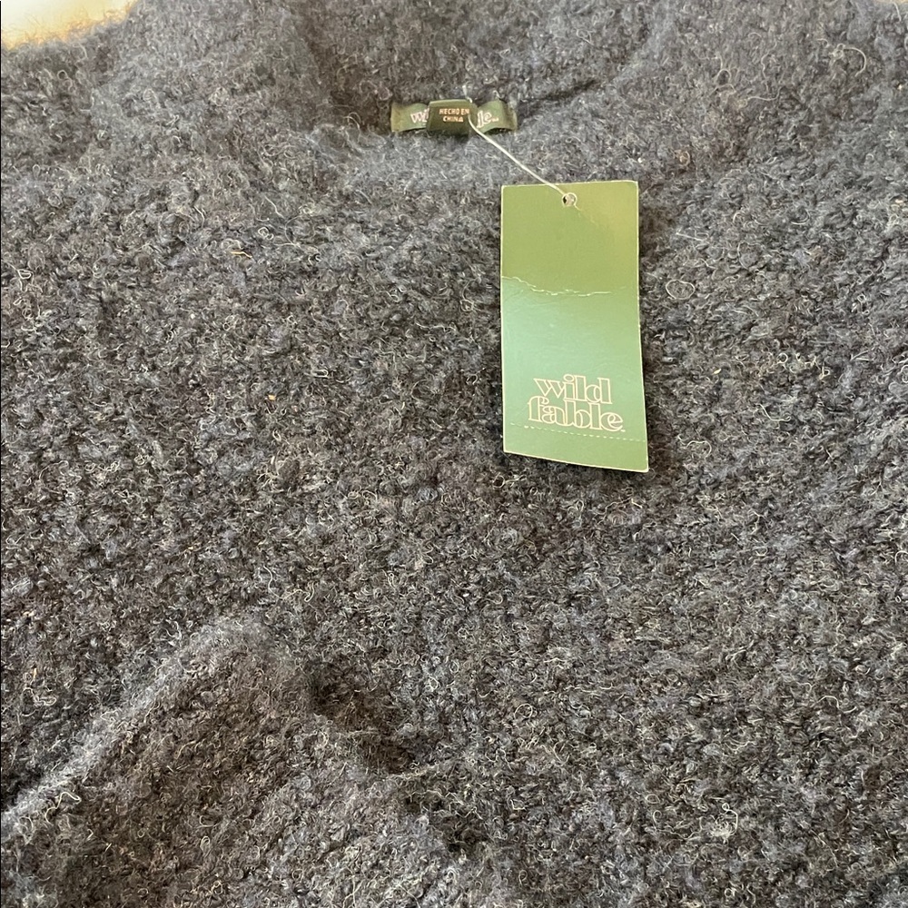 Cozy Dark Navy sweater - Picture 8 of 9